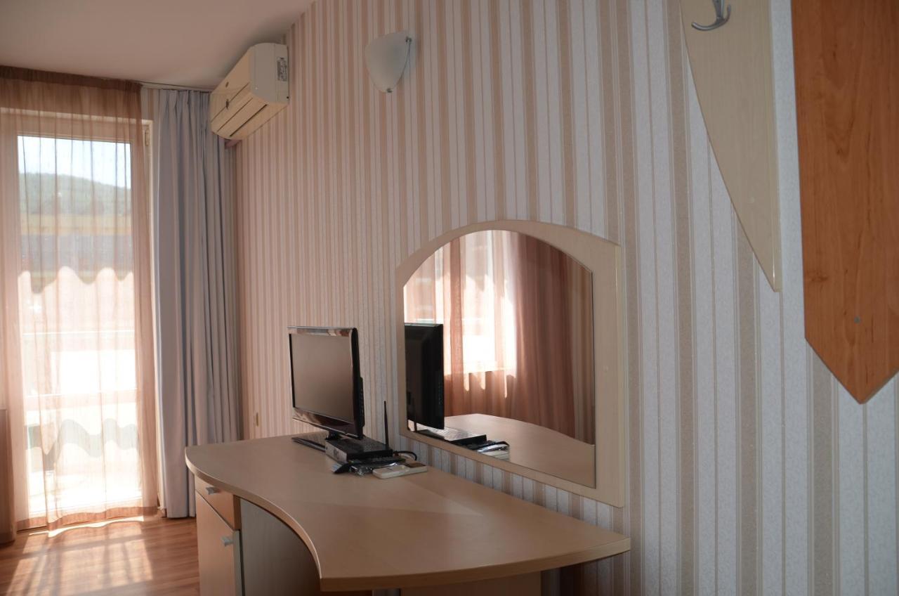 Sania Hotel Obzor Exterior foto